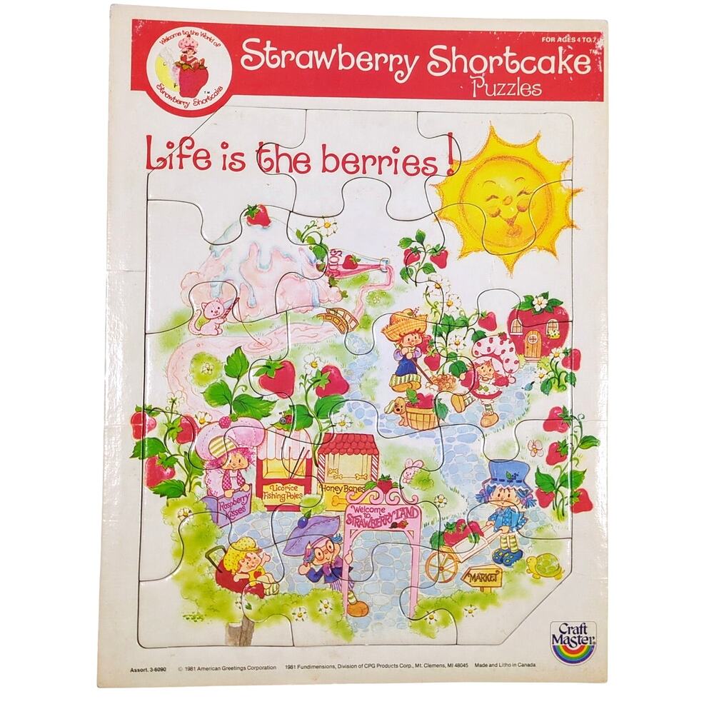 VTG Strawberry Shortcake Tray Frame Puzzle Craft Master 1981 Life is the Berries